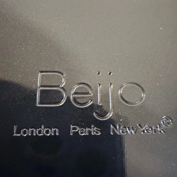 Y2K Beijo Black and Cream Patent Shoulder Tote with Gold Charm - Picture 2 of 12